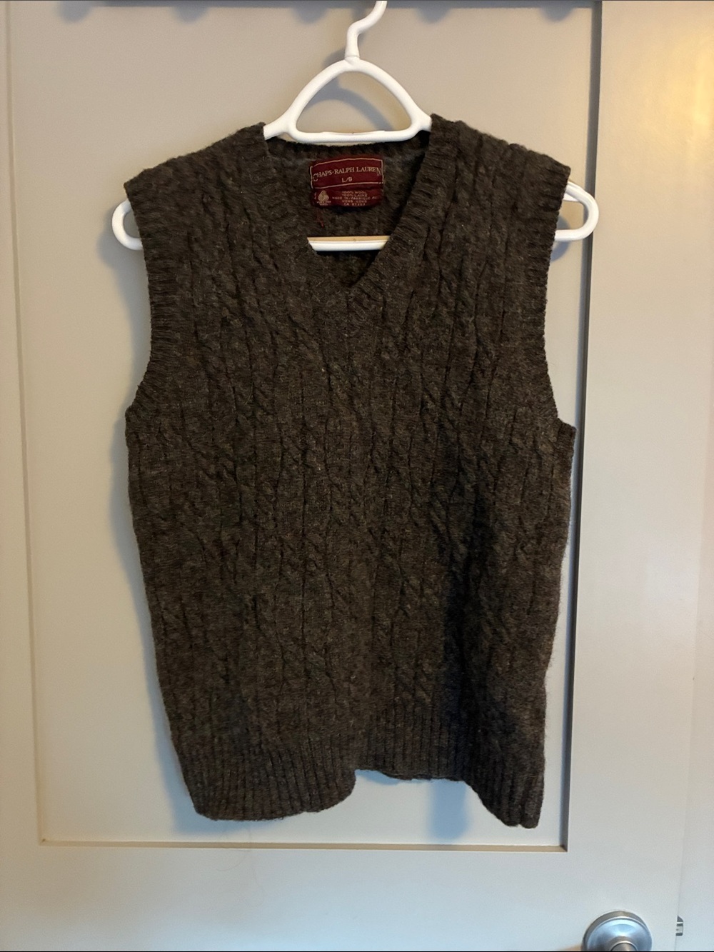 Chaps by Ralph Lauren Cable Knit V-Neck Sweater Vest Size Large EUC